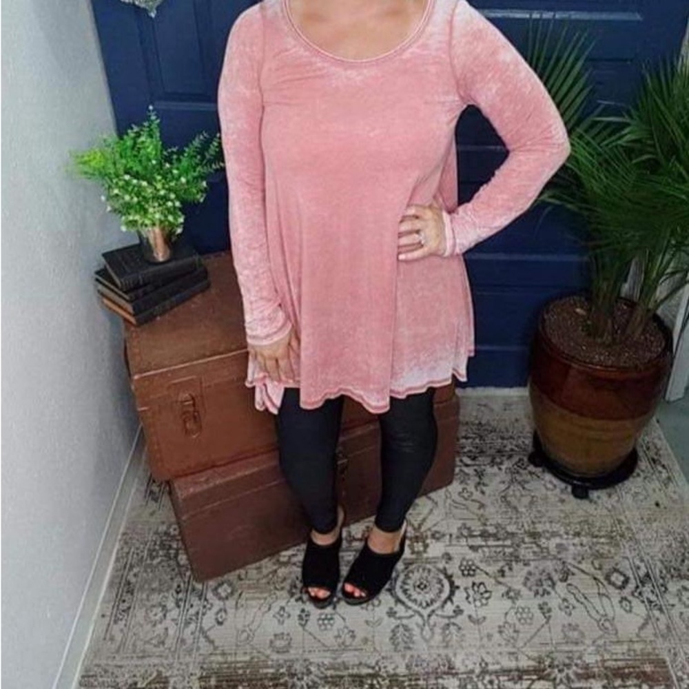 Elegant Blush Long Sleeve Tunic